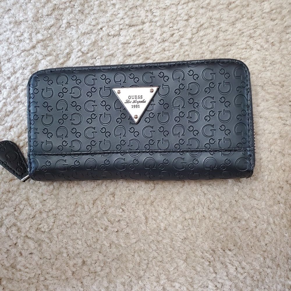 Guess black zip wallet